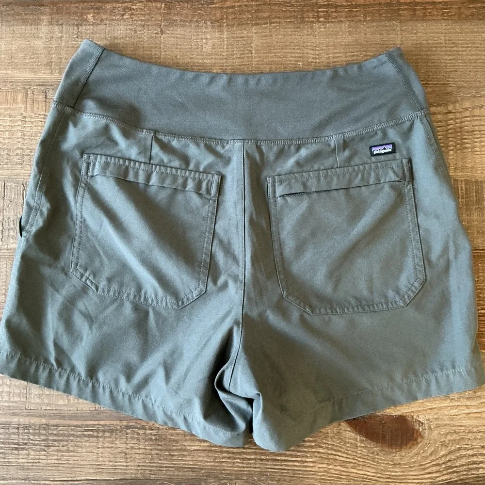 Patagonia Womens Grey Stretch Waist High Rise Pocket Hiking Shorts Size Small - Picture 3 of 9